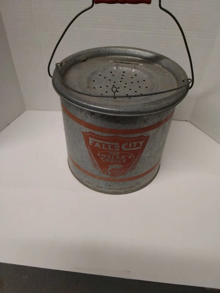Antique 1950s Live Bait/ Minnow Bucket