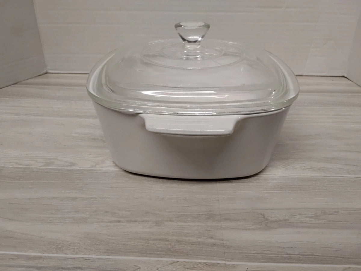 Vintage Corning Ware Casserole Pan With LID