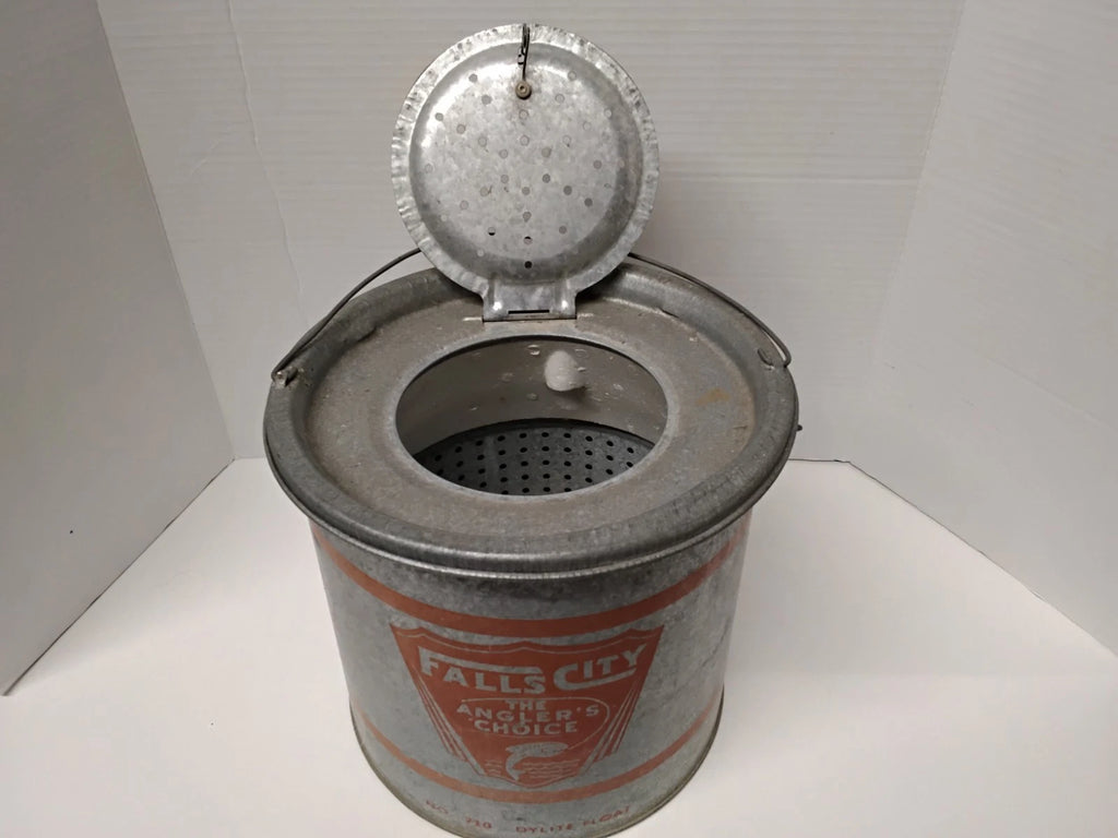 Antique 1950s Live Bait/ Minnow Bucket