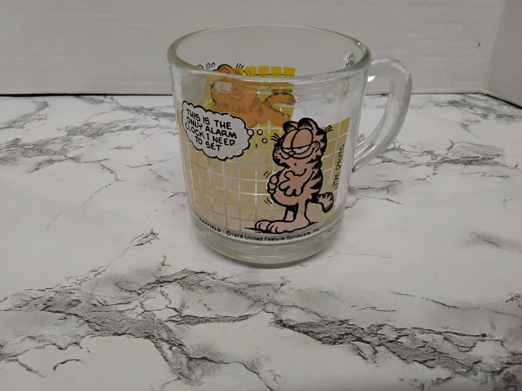 Vintage 1978 Garfield McDonald's Glass Mug Cartoon/Advertisement