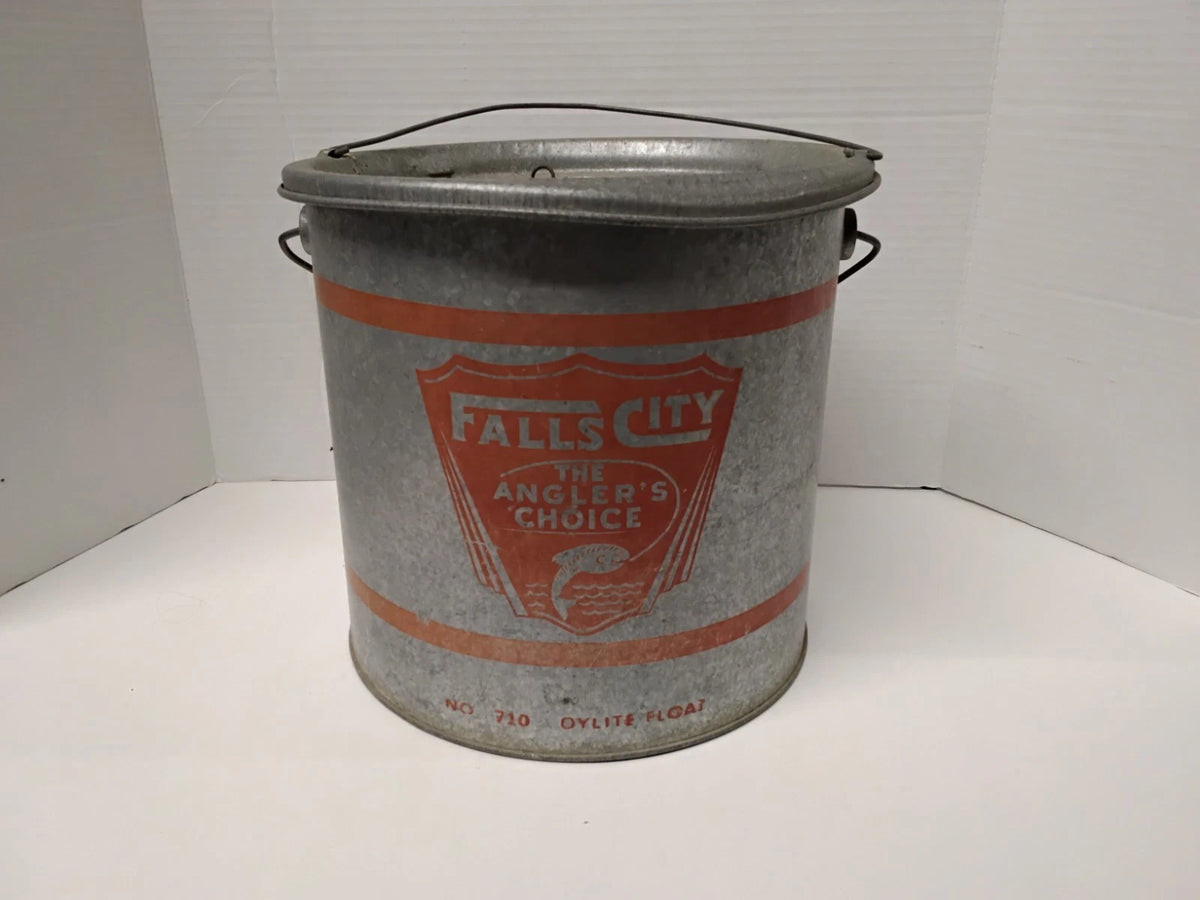 Antique 1950s Live Bait/ Minnow Bucket