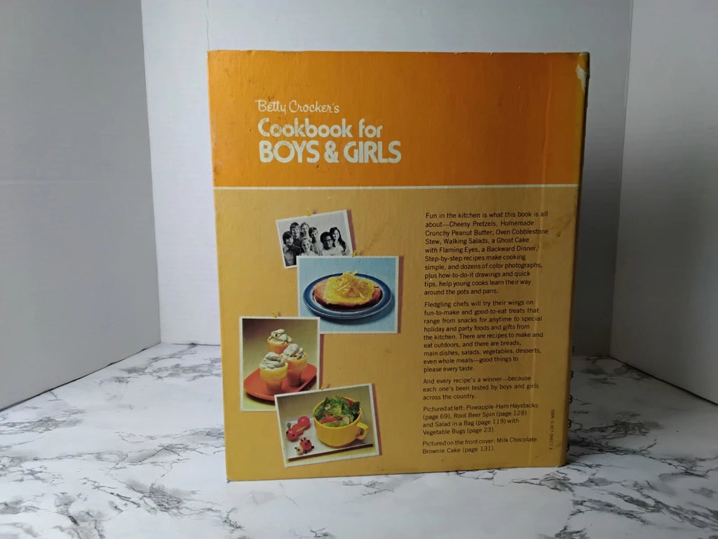 Vintage 1975 1st Printing Betty Crocker's Cookbook for Boys & Girls