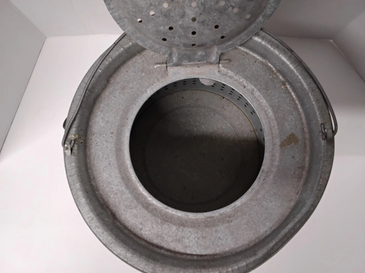 Antique 1950s Live Bait/ Minnow Bucket
