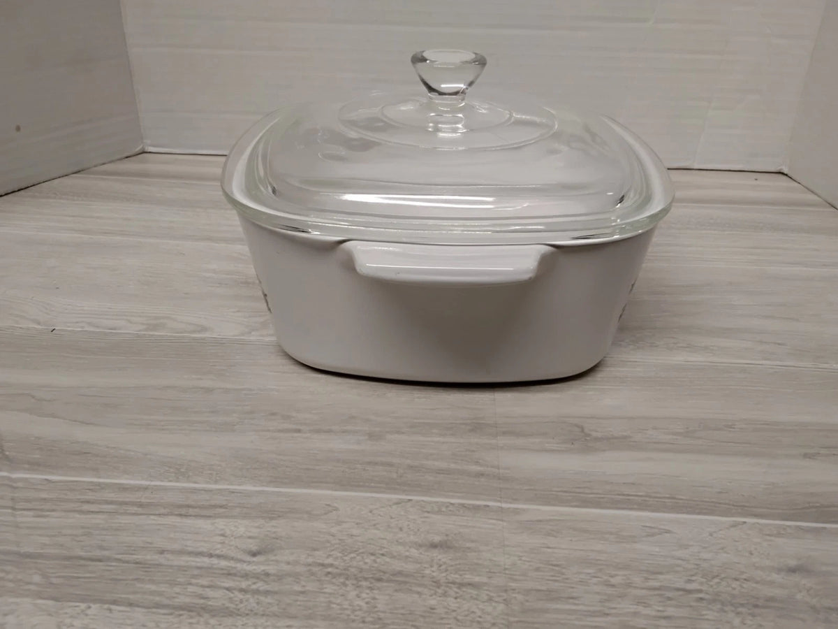 Vintage Corning Ware Casserole Pan With LID
