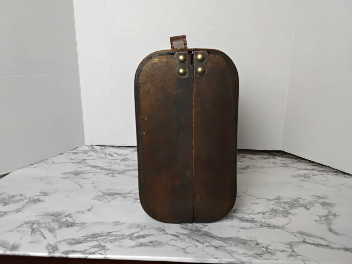 Rustic Farmhouse Decor Suitcase Set