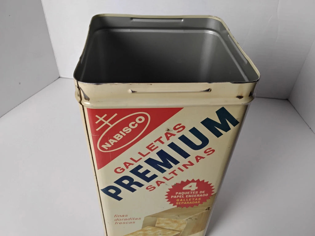 Vintage Nabisco Saltine Cracker Tin