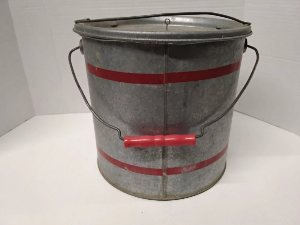 Antique 1950s Live Bait/ Minnow Bucket