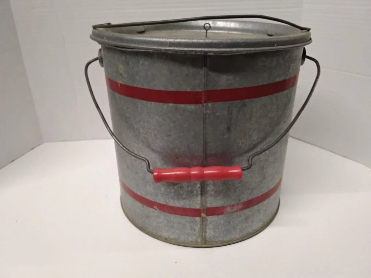 Antique 1950s Live Bait/ Minnow Bucket