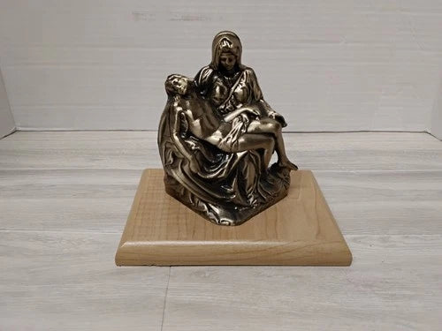 Jesus And Mary Metal Statue