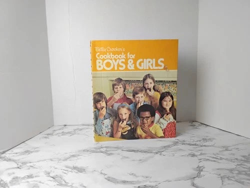 Vintage 1975 1st Printing Betty Crocker's Cookbook for Boys & Girls