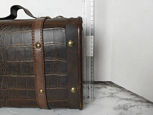 Rustic Farmhouse Decor Suitcase Set