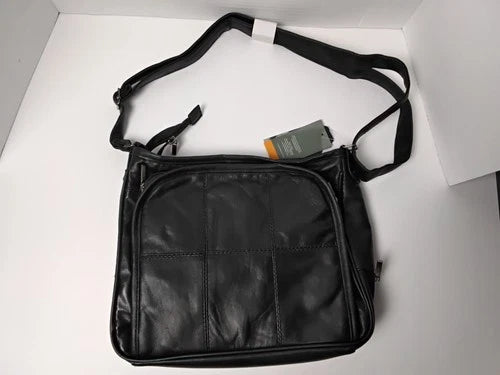 New Le Monde Purse With Tags Never Used
