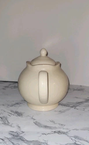 Ceramic Christmas Tree Teapot, Beige Multicolor, Glossy Finish, Lid Included