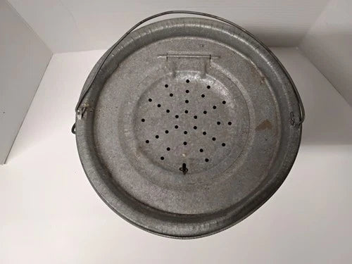 Antique 1950s Live Bait/ Minnow Bucket