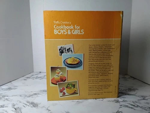 Vintage 1975 1st Printing Betty Crocker's Cookbook for Boys & Girls